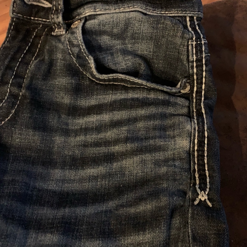 Buckle jeans men’s 28R Alec